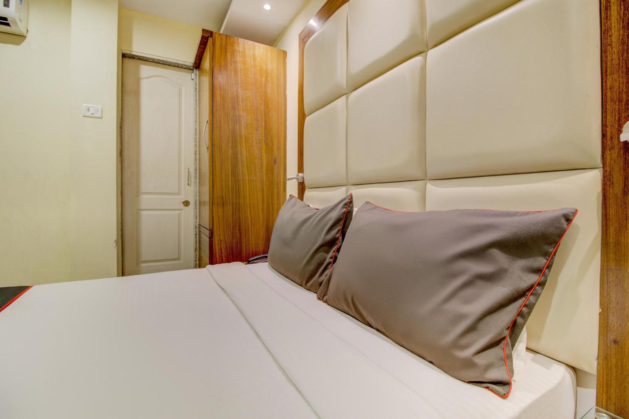 Hotel O Address Inn ムンバイ エクステリア 写真